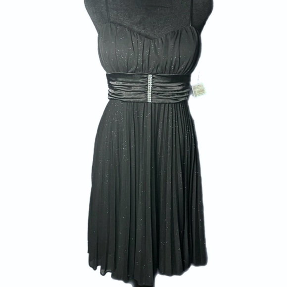 DOLCE & GABBANA Black Silk Pleated Dress